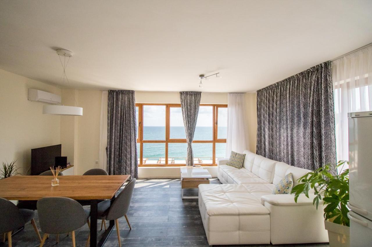 Penthouse At White Cliffs
